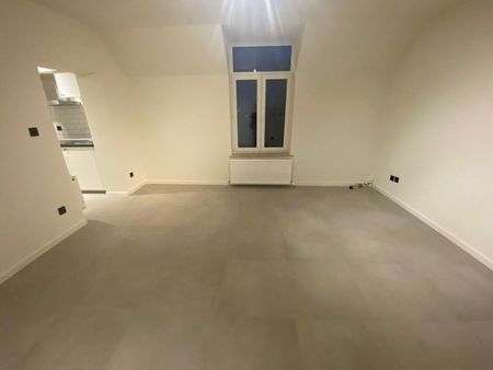 Gerenoveerd modern appartement met alle voorzieningen - Photo 5