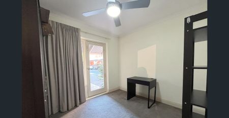 Fully Furnished Apartment - Photo 2