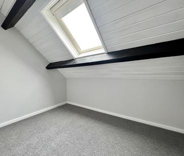 2 bedroom maisonette to rent - Photo 2