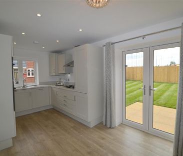 3 bedroom detached house to rent - Photo 6