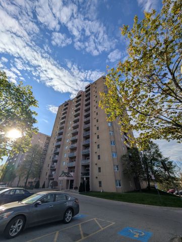 For Lease - 860 Commissioners Road Unit# 408, London South, Ontario - Photo 5
