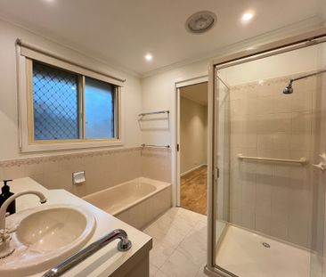 3 Bedroom Family Home - Photo 5