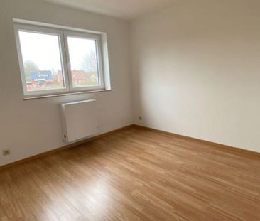 Eengezinswoning te huur in Péruwelz voor € 860 met 2 slaapkamers - Foto 2