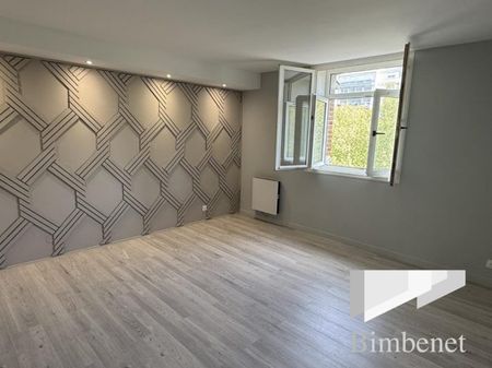 Appartement à louer, 5 pièces - Orléans 45000 - Photo 2