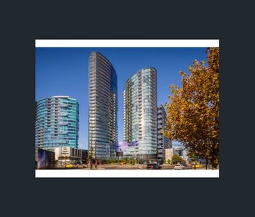 Light, Luxury and Location! - Photo 5