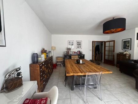 Location Maison 5 pièces 111m² SEILLONS SOURCE D ARGENS 83470 - Photo 4