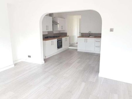 Oxford Street, Pontycymer, Bridgend, CF32 - Photo 5