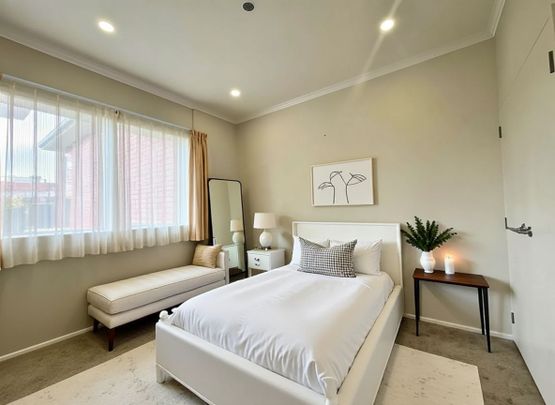 4 Bedrooms on Waltham St - Photo 1