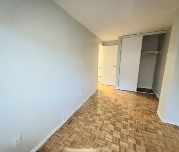 For Lease - 477 Dean Avenue Unit# 24, Oshawa, Ontario - Photo 4