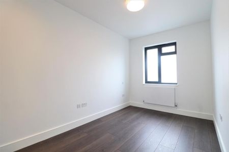 4 bedroom apartment to rent - Photo 5