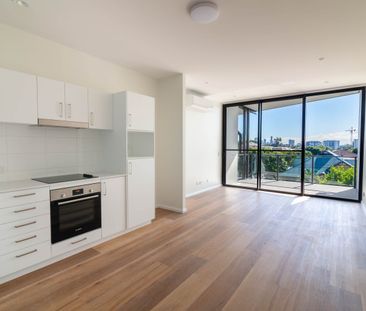 Unit Available Now - 1 bedroom Unit Available, Snap it up Quickly! - Photo 4