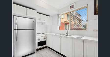 ENTER VIA CORNER OF CONSETT ST AND HERCULES ST (NEAR ROUND ABOUT) - Photo 5