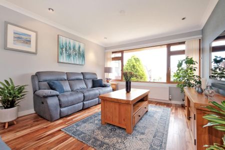 3 bedroom detached house to rent - Photo 3