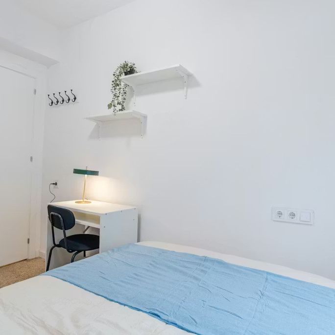 Carrer de la Mare de Déu del Pilar, Paterna, Valencian Community 46980 - Photo 1