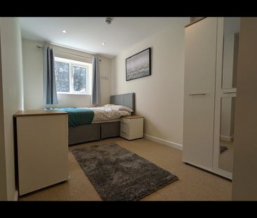Room in a Shared House, Upper Shaftesbury Avenue, SO17 - Photo 3