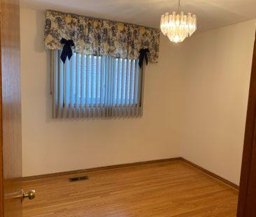 For Lease - 126 Cass Avenue Unit# Main, Toronto, Ontario - Photo 2