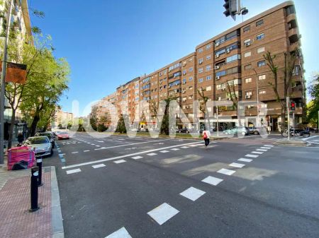 Madrid - Photo 2