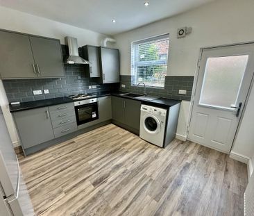 3 bedroom terraced house to rent - Photo 4
