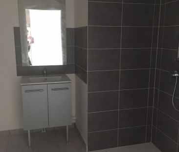 Location Appartement 3 pièces 66m² - Photo 6