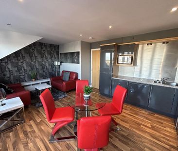 1 bedroom penthouse to rent - Photo 1