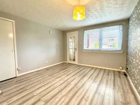 Grandtully Drive, Kelvindale, Glasgow, G12 0DP - Photo 2