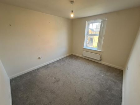 4 bedroom detached house to rent - Photo 4