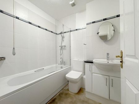 2 bedroom flat to rent - Photo 3