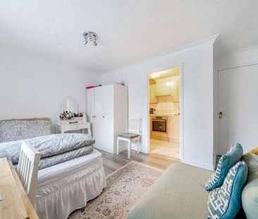 Sovereign Court, High Wycombe, HP13 - Photo 1