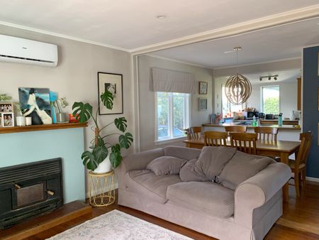 3 Bedroom Home with Rural Outlook - Photo 4