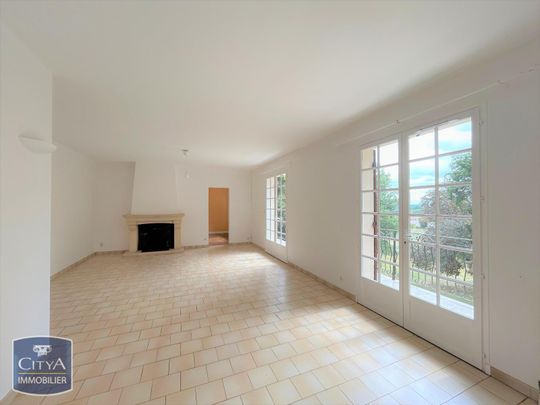 Location Maison 4 pièces 94m² FRONSAC 33126 - Photo 1