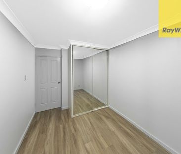 Freshly Updated Two Bedroom Ground Floor Apartment in the Heart of ... - Photo 3