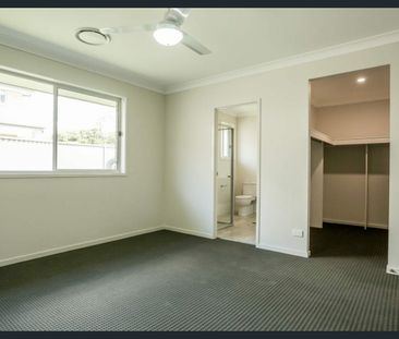 FAMILY HOME IN ARCADIAN HILLS - Photo 2