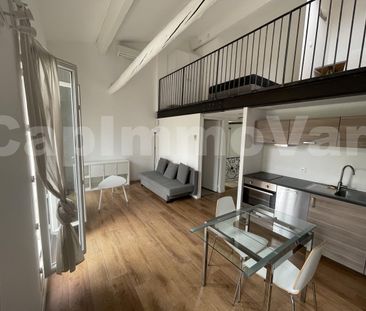 Location Appartement 2 pièces 45m² MARSEILLE 5ème - Photo 1