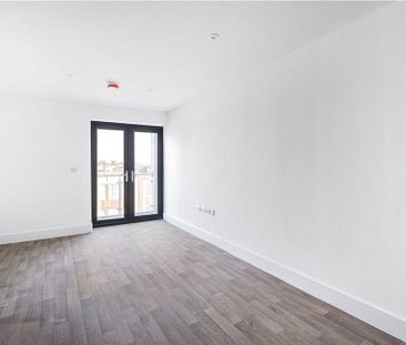 London Road, Thornton Heath, CR7 6AW - Photo 3