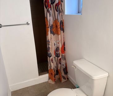 For Lease - 32 Macklem Avenue Unit# Lower, Toronto, Ontario - Photo 4