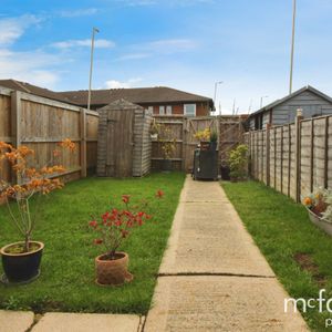 Kilsyth Close, Freshbrook, Swindon, Swindon, SN5 - Photo 2