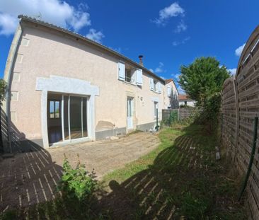 Location Maison 5 pièces 113m² ST GEORGES LES BAILLARGEAUX 86130 - Photo 6