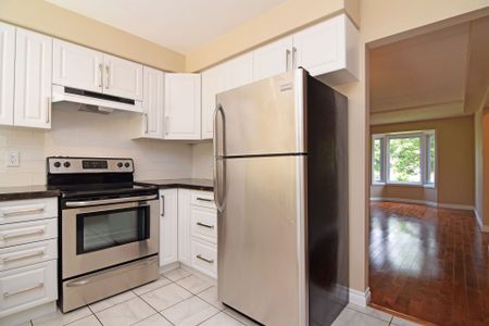 For Lease - 1387 Cobbler Lane, Oakville, Ontario - Photo 5