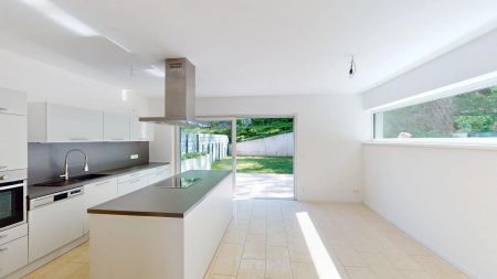 Großzügige Doppelhaushälfte (290m² WNFL) in exklusiver Lage - Photo 2
