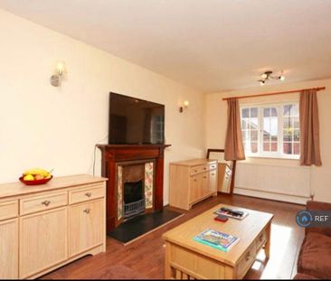 4 bedroom detached house to rent - Photo 2