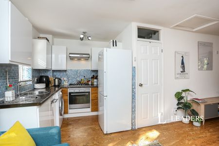 studio to rent Monarch Mews, Streatham - Photo 5