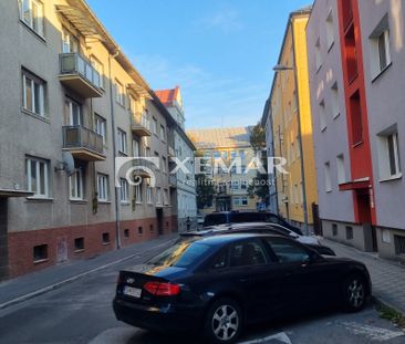 PRENÁJOM 2 izb byt Banská Bystrica - priame CENTRUM – Fotografia 3