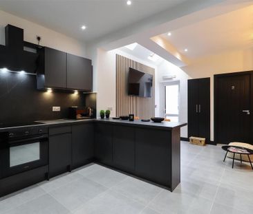 Studio to rent - Photo 6