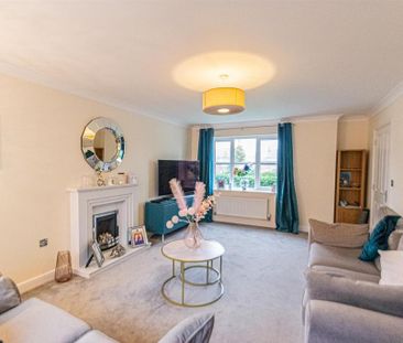 4 bedroom detached house to rent - Photo 6