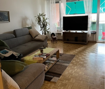 Geräumige 3.5 Zimmer-Wohnung mit Balkon - Foto 1