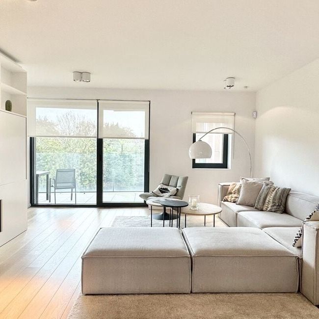 Appartement te huur in Sint-Pieters-Woluwe voor € 3.350 met 2 slaapkamers - Foto 1