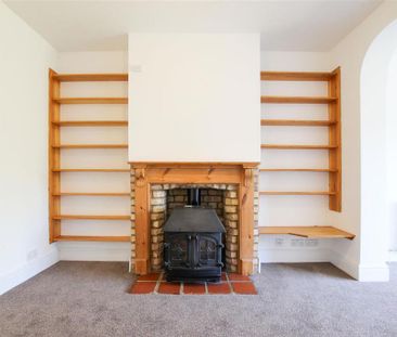 3 bedroom semi-detached house to rent - Photo 4