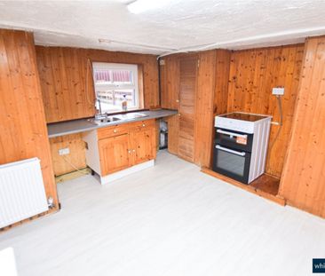 Rydall Place, Leeds, West Yorkshire, LS11 - Photo 2