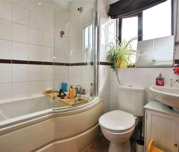 Coburg Place, South Woodham Ferrers, Chelmsford, Essex, CM3 - Photo 5