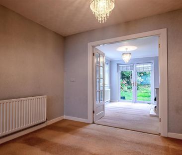 3 bedroom semi-detached house to rent - Photo 4